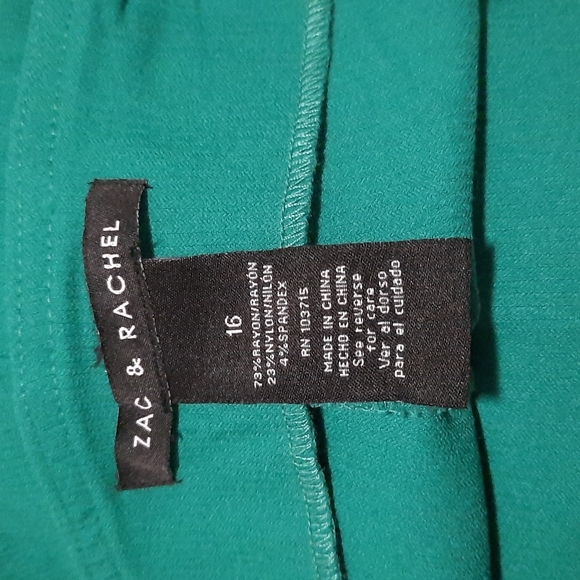 Shorts - Picture 4 of 6